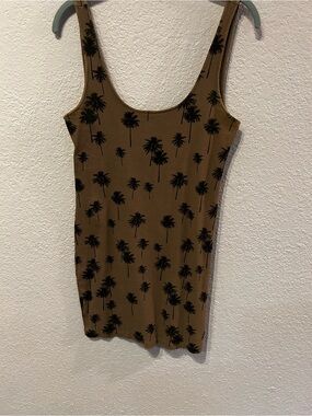 Sleeveless Brown Palm-Print Tank Top